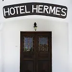 Hermes アパートホテル