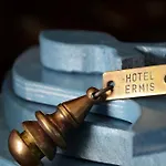 Hermes Aparthotel
