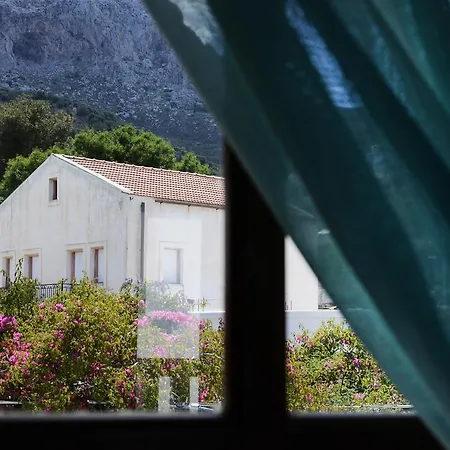 Hermes Aparthotel Myrties