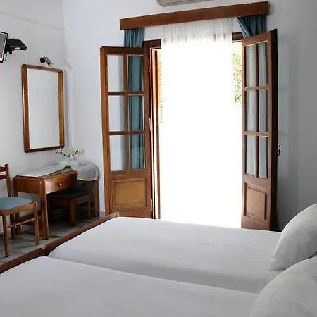 Hermes Aparthotel