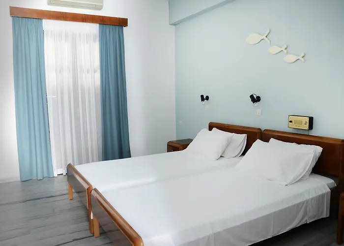 Hermes Aparthotel 2*